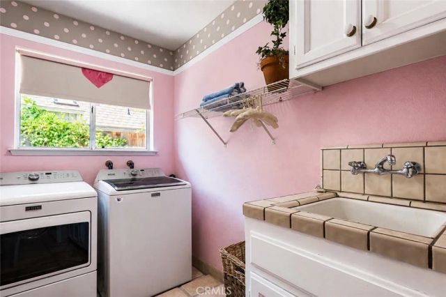 886 E Richmond, Fresno, CA 93720