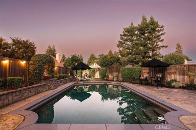 886 E Richmond, Fresno, CA 93720