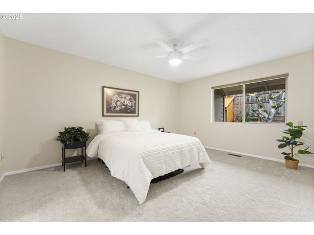 12991 Sw KING RICHARD Dr, King City, OR 97224