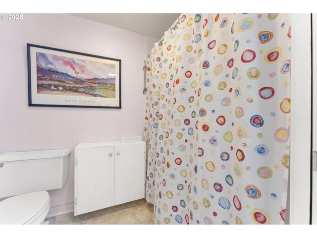 12991 Sw KING RICHARD Dr, King City, OR 97224