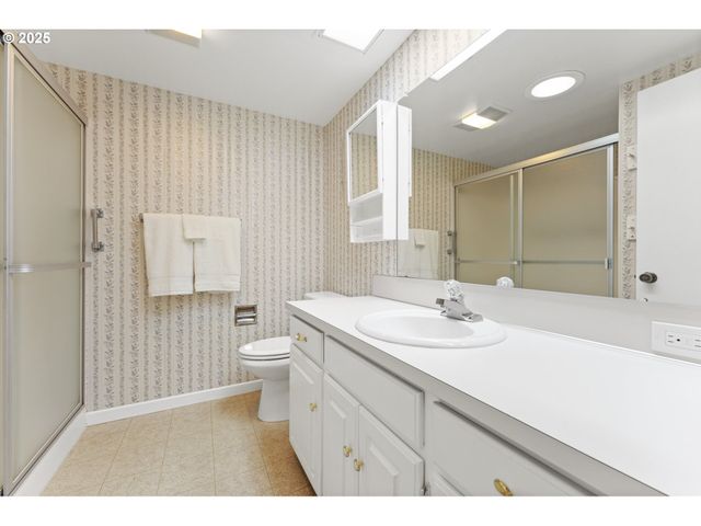 12991 Sw KING RICHARD Dr, King City, OR 97224