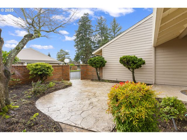 12991 Sw KING RICHARD Dr, King City, OR 97224