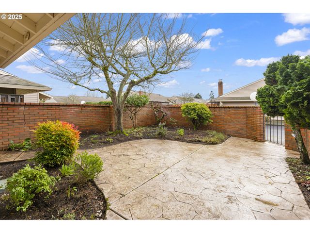 12991 Sw KING RICHARD Dr, King City, OR 97224