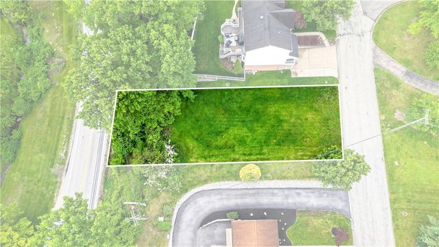 0 Lantern Hill Dr, Whitehall, PA 15236
