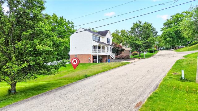 0 Lantern Hill Dr, Whitehall, PA 15236