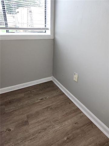 5945 Sutcliff Square, Lithonia, GA 30058