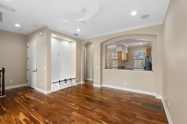 4815 YACHT CLUB DRIVE 103, Tampa, FL 33616