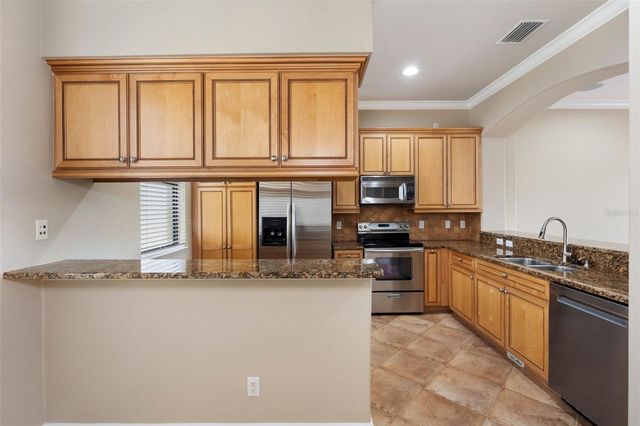 4815 YACHT CLUB DRIVE 103, Tampa, FL 33616