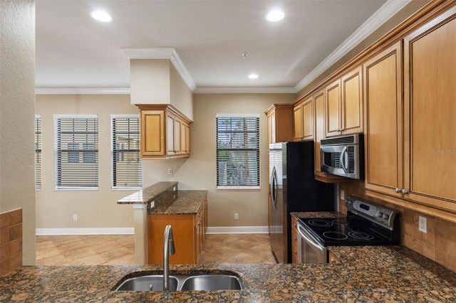 4815 YACHT CLUB DRIVE 103, Tampa, FL 33616