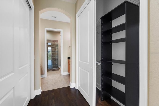 4815 YACHT CLUB DRIVE 103, Tampa, FL 33616