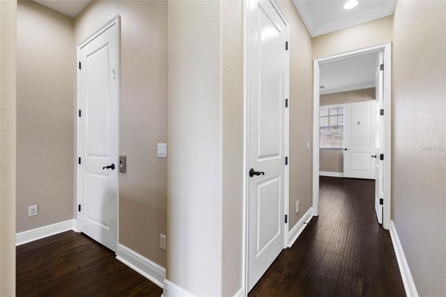 4815 YACHT CLUB DRIVE 103, Tampa, FL 33616