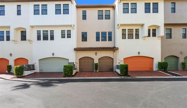 4815 YACHT CLUB DRIVE 103, Tampa, FL 33616