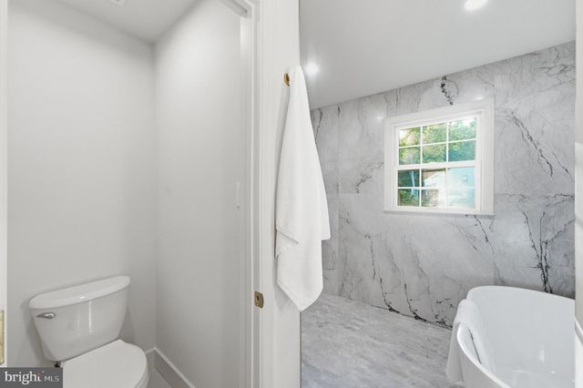 5032 KING DAVID BLVD, Annandale, VA 22003