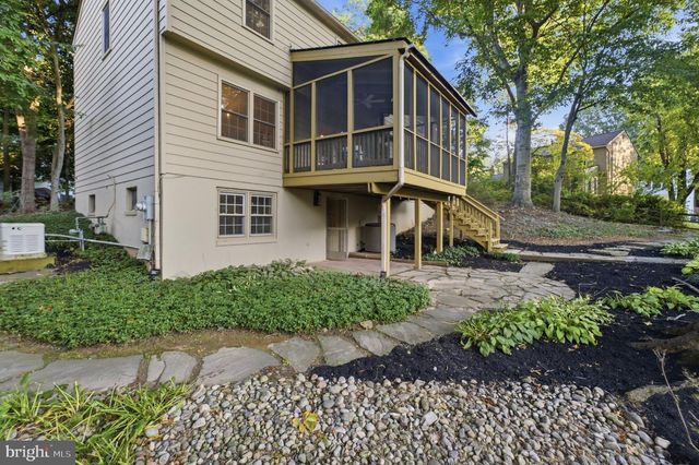 5032 KING DAVID BLVD, Annandale, VA 22003