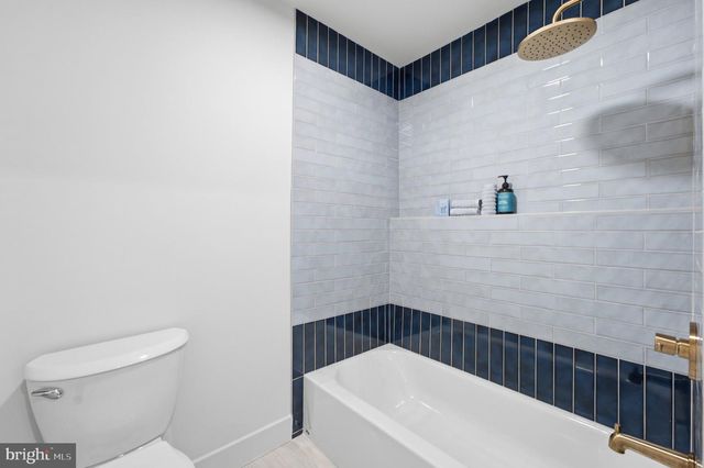 5032 KING DAVID BLVD, Annandale, VA 22003