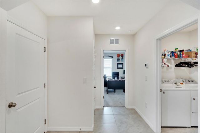 2443 MIZNER BAY AVENUE, Bradenton, FL 34208