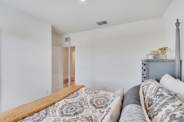 2443 MIZNER BAY AVENUE, Bradenton, FL 34208