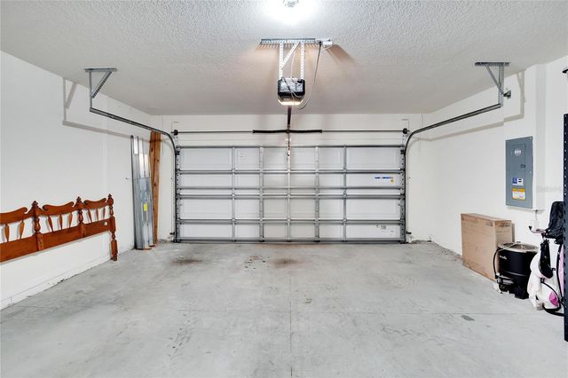 2443 MIZNER BAY AVENUE, Bradenton, FL 34208