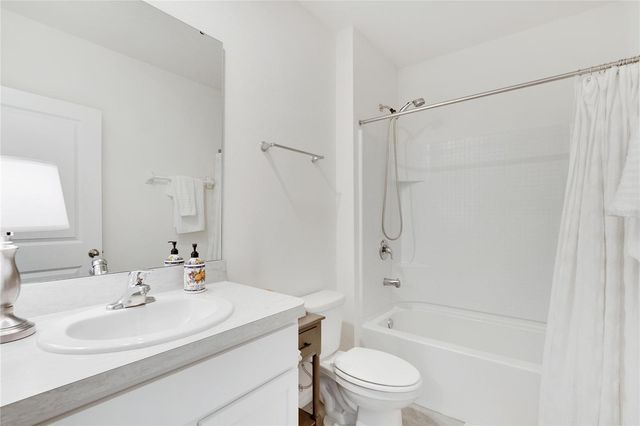 2443 MIZNER BAY AVENUE, Bradenton, FL 34208