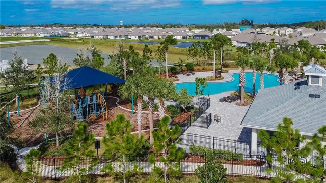 2443 MIZNER BAY AVENUE, Bradenton, FL 34208