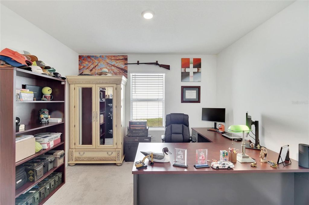 Image 16 of property listing at 2443 MIZNER BAY AVENUE, Bradenton, FL 34208