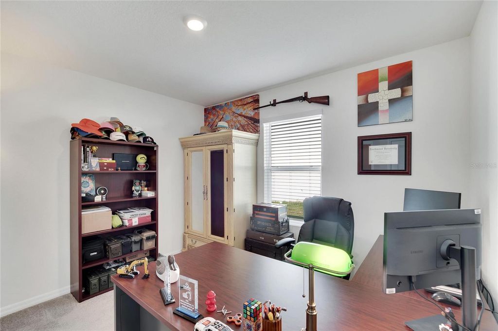 Image 17 of property listing at 2443 MIZNER BAY AVENUE, Bradenton, FL 34208