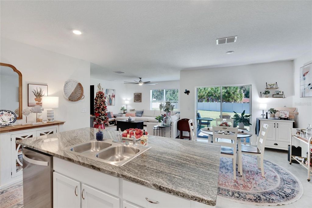 Image 22 of property listing at 2443 MIZNER BAY AVENUE, Bradenton, FL 34208