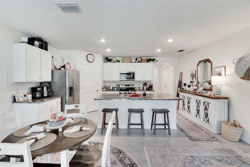 Image 27 of property listing at 2443 MIZNER BAY AVENUE, Bradenton, FL 34208