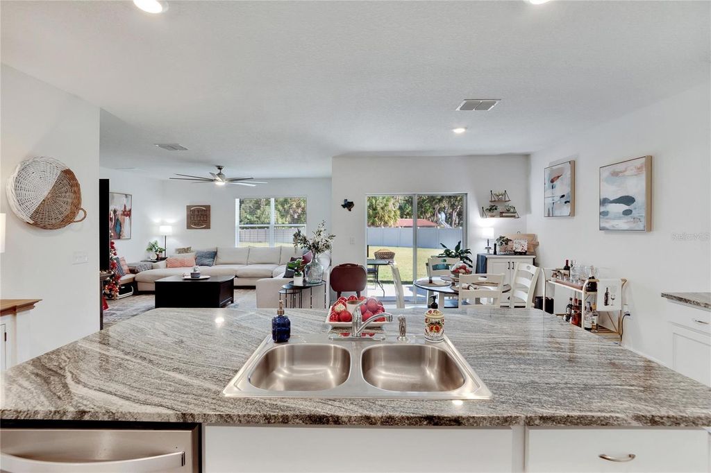 Image 34 of property listing at 2443 MIZNER BAY AVENUE, Bradenton, FL 34208