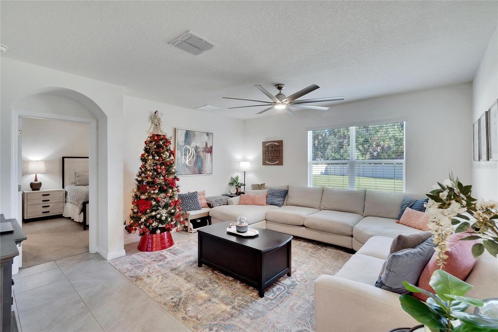 Image 35 of property listing at 2443 MIZNER BAY AVENUE, Bradenton, FL 34208