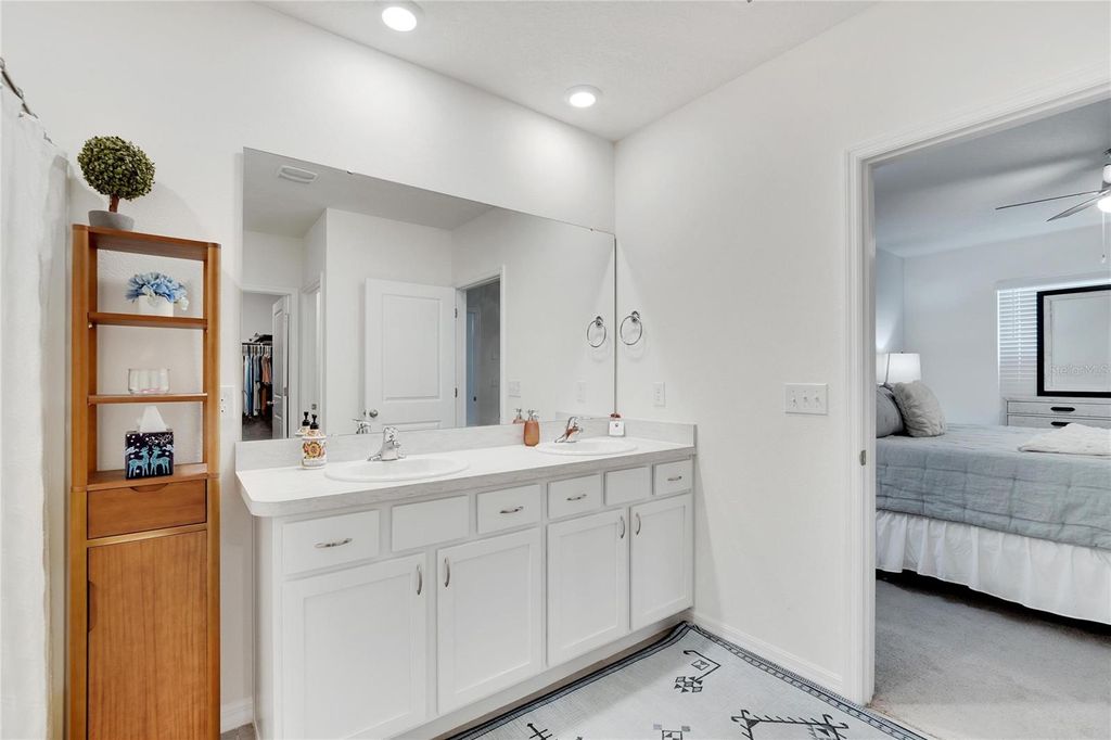 Image 47 of property listing at 2443 MIZNER BAY AVENUE, Bradenton, FL 34208