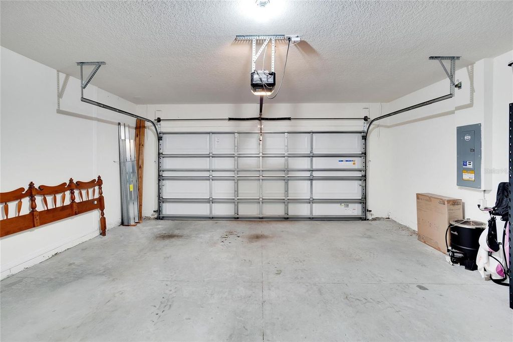 Image 49 of property listing at 2443 MIZNER BAY AVENUE, Bradenton, FL 34208