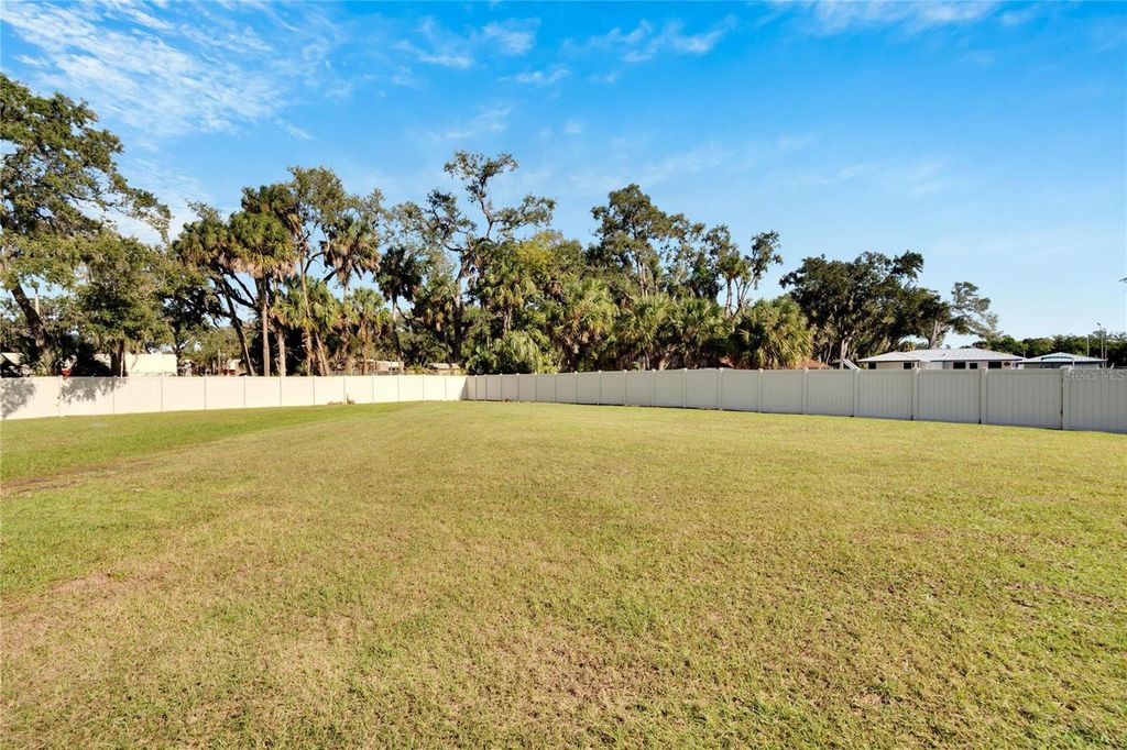 Image 62 of property listing at 2443 MIZNER BAY AVENUE, Bradenton, FL 34208