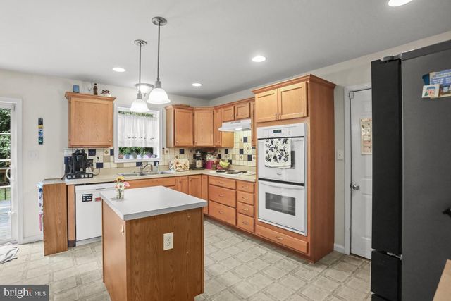 2280 TROTTER RIDGE CT, York, PA 17408