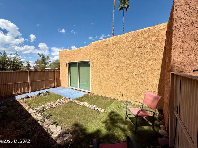 2950 N Alvernon Way Apt 13104, Tucson, AZ 85712