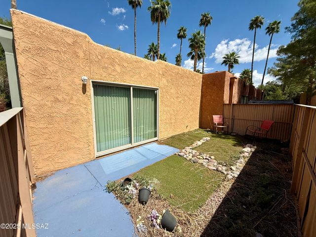 2950 N Alvernon Way Apt 13104, Tucson, AZ 85712