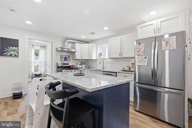 104 1ST AVE, Hightstown, NJ 08520