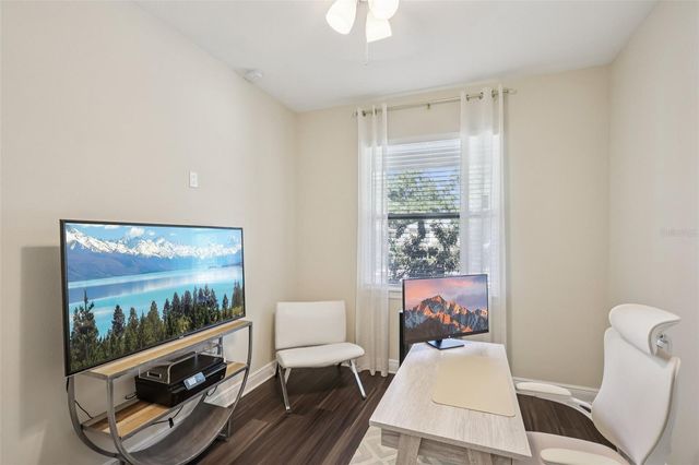 1807 E POWHATAN AVENUE, Tampa, FL 33610