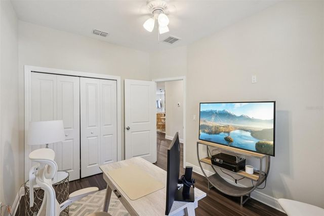 1807 E POWHATAN AVENUE, Tampa, FL 33610