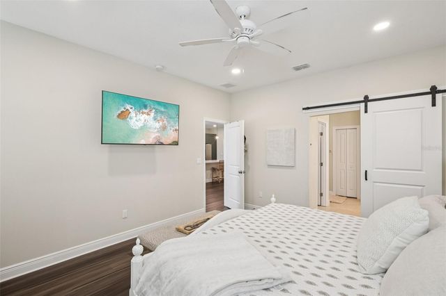 1807 E POWHATAN AVENUE, Tampa, FL 33610