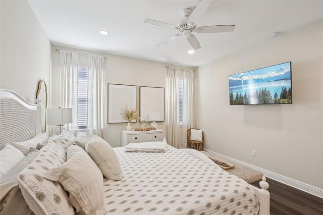 1807 E POWHATAN AVENUE, Tampa, FL 33610