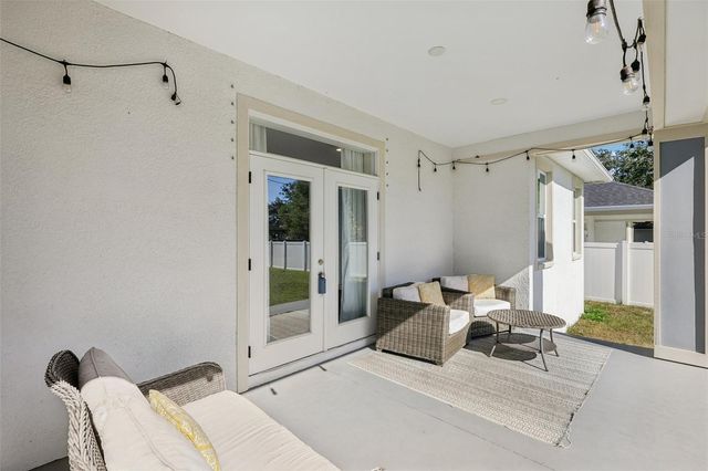 1807 E POWHATAN AVENUE, Tampa, FL 33610