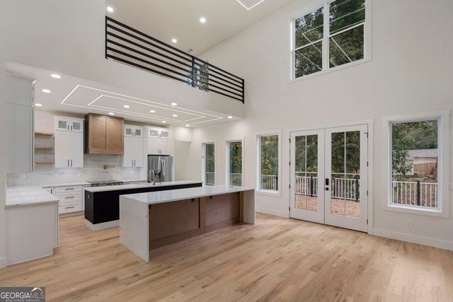 2764 Midway Road, Decatur, GA 30030