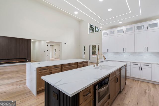 2764 Midway Road, Decatur, GA 30030