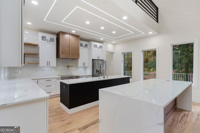 2764 Midway Road, Decatur, GA 30030