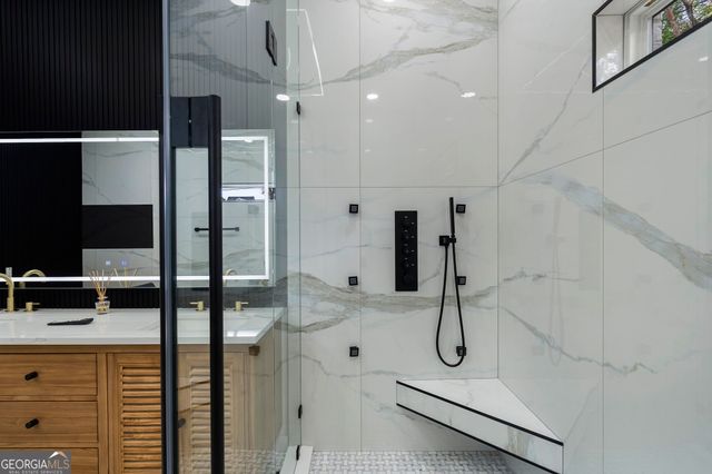 2764 Midway Road, Decatur, GA 30030