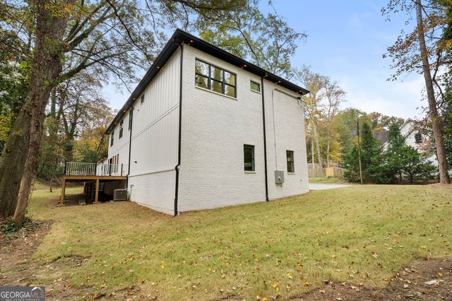 2764 Midway Road, Decatur, GA 30030