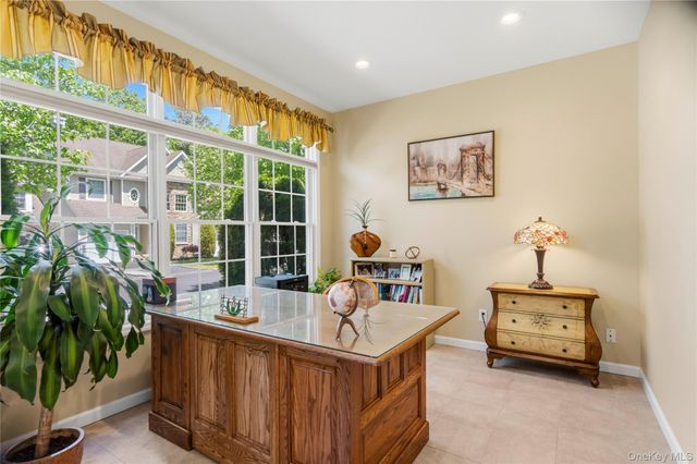 51 Eagle Circle, Bohemia, NY 11716