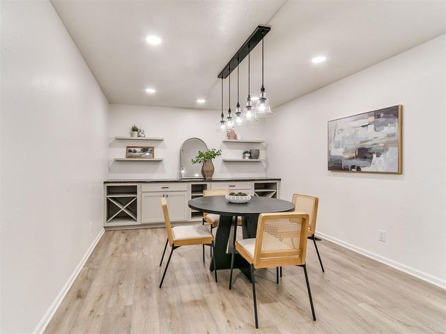 2712 Abbey Road, Oklahoma City, OK 73120
