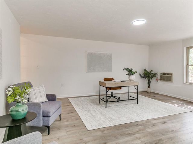 2712 Abbey Road, Oklahoma City, OK 73120